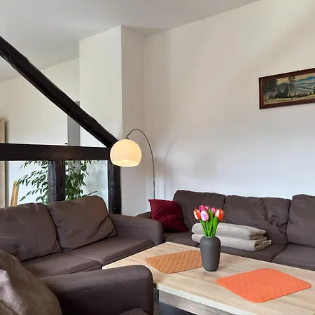 Ferienwohnung In Blankenburg شقة *